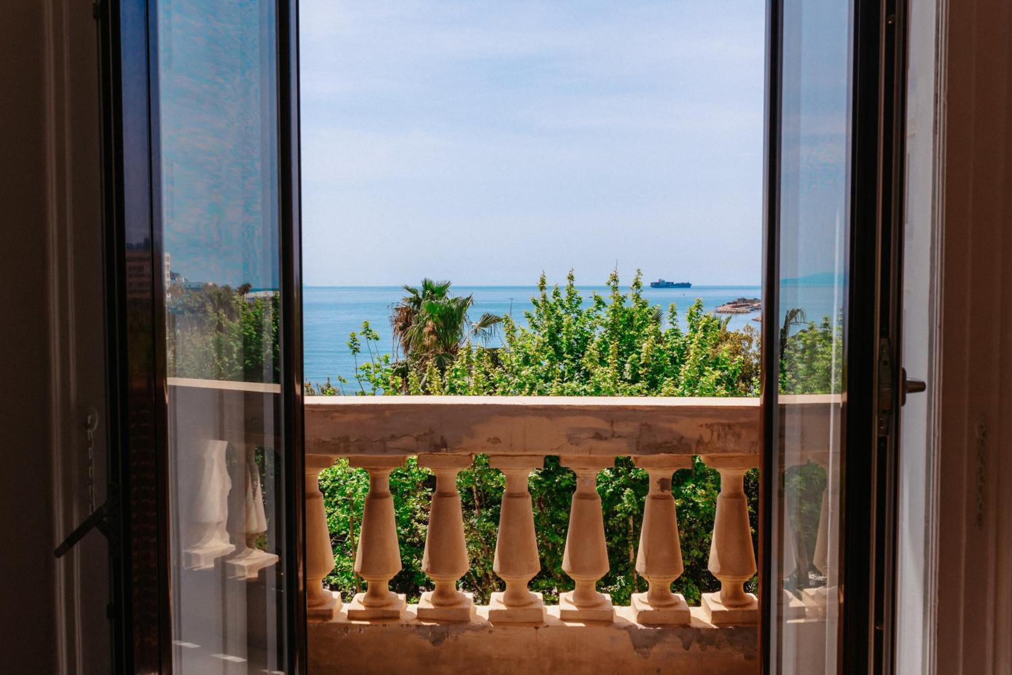 Blue Sea View Apartment ساليرنو المظهر الخارجي الصورة